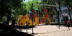 Детская площадка на Гамарника стала началом перемен к лучшему в этом дворе