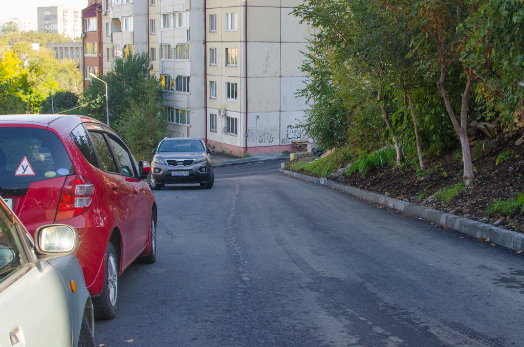 Дорогу около дома №18 по улице Днепровской до Ильичева отремонтировали