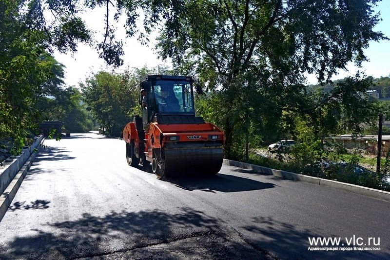 Дорогу на улице Шошина ремонтируют 